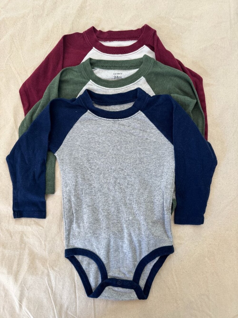 3-Pack Carters Long Sleeve Body Suit - Size 24M